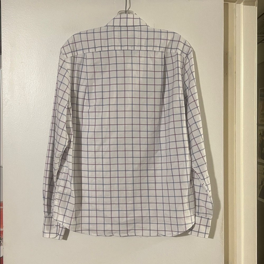 Tommy Hilfiger white w/blue &red plaid long sleeve shirt. Regular fit stretch - Picture 5 of 8